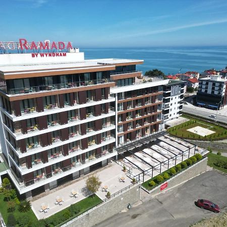 Ramada By Wyndham Giresun Piraziz Hotell Exteriör bild