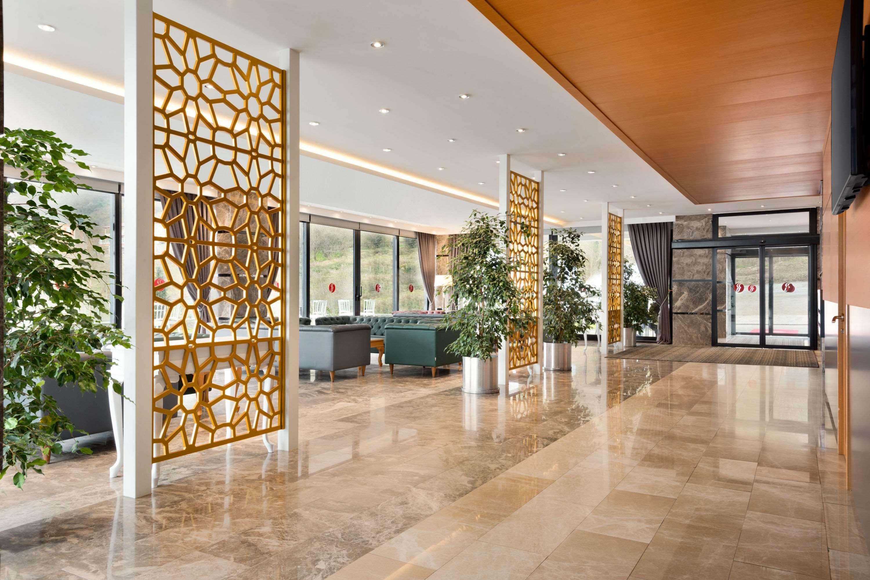 Ramada By Wyndham Giresun Piraziz Hotell Exteriör bild