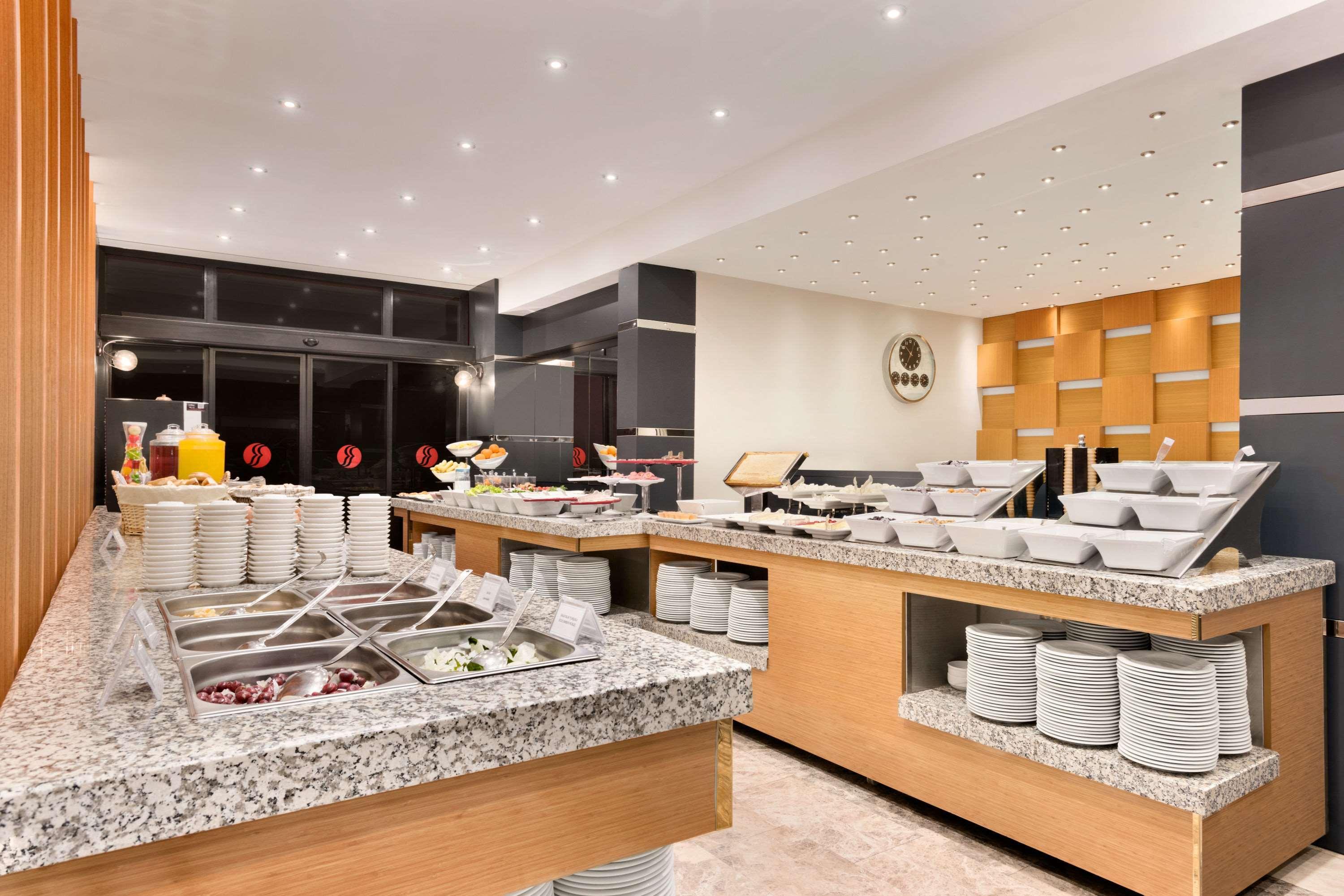 Ramada By Wyndham Giresun Piraziz Hotell Exteriör bild