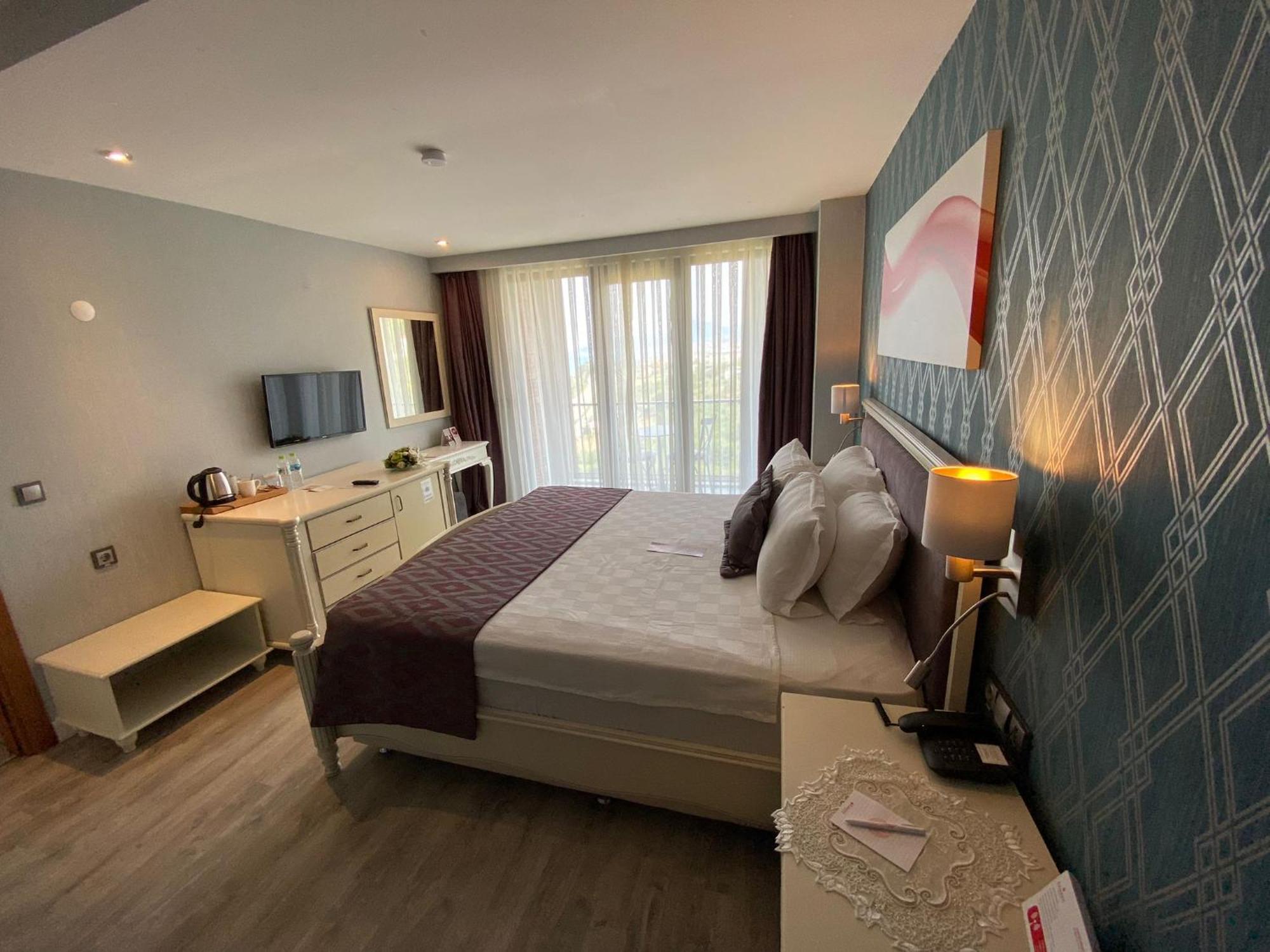 Ramada By Wyndham Giresun Piraziz Hotell Exteriör bild